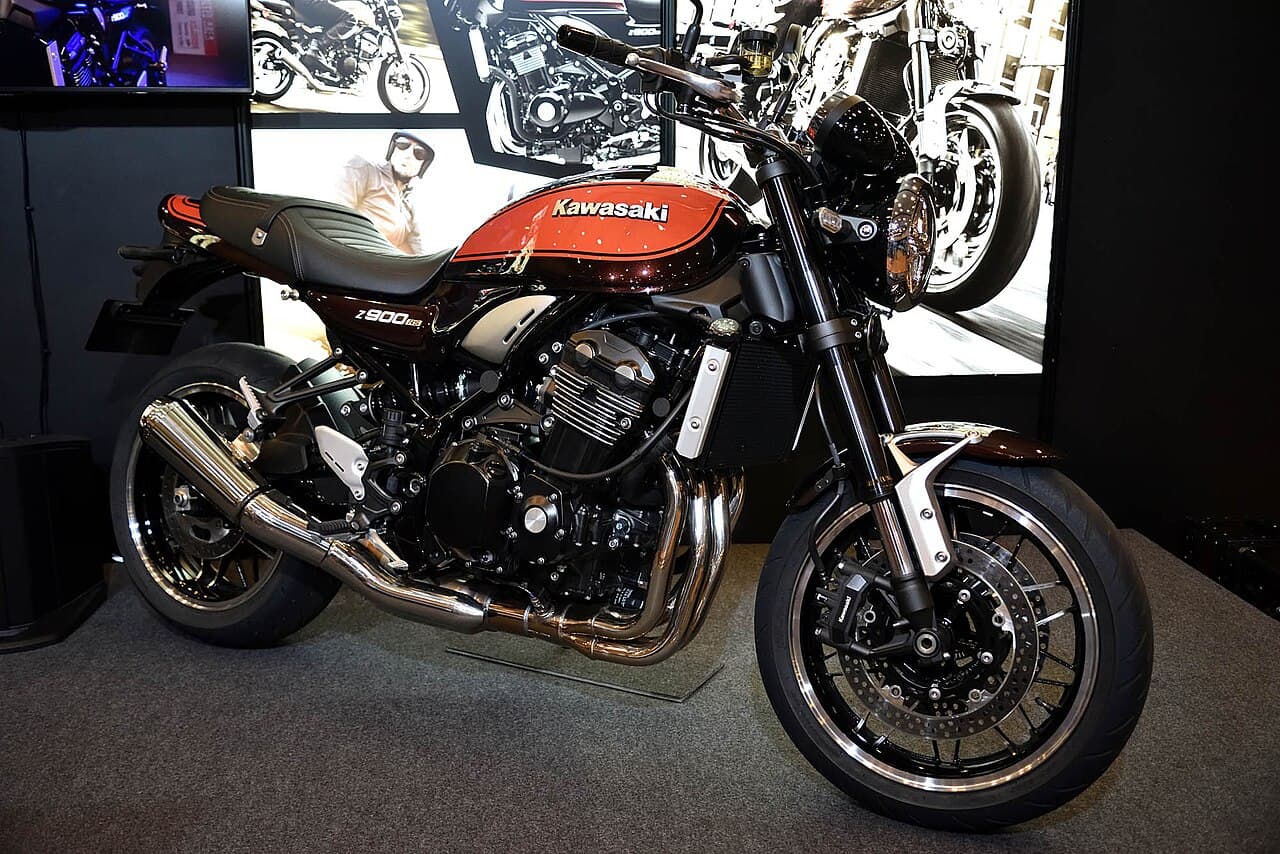 Kawasaki Z900RS 0 km