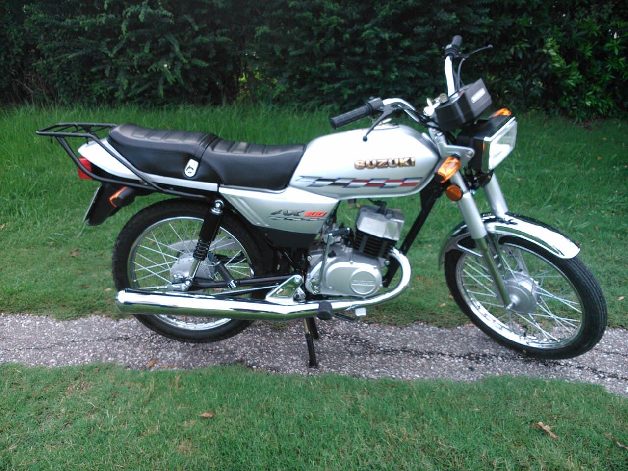 Suzuki AX 100 0 km